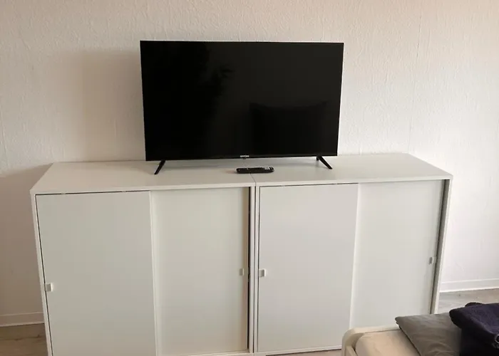 아파트 Bookandstay24 Com 2 Zimmerwohnung Mit Balkon, Kueche Und Parkplatz *