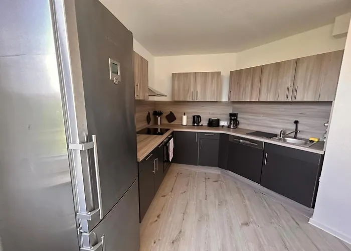 Bookandstay24 Com 2 Zimmerwohnung Mit Balkon, Kueche Und Parkplatz * 디에첸바흐